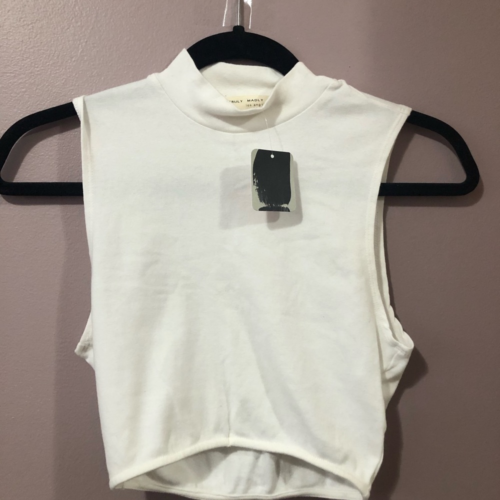 UO mock neck crop top